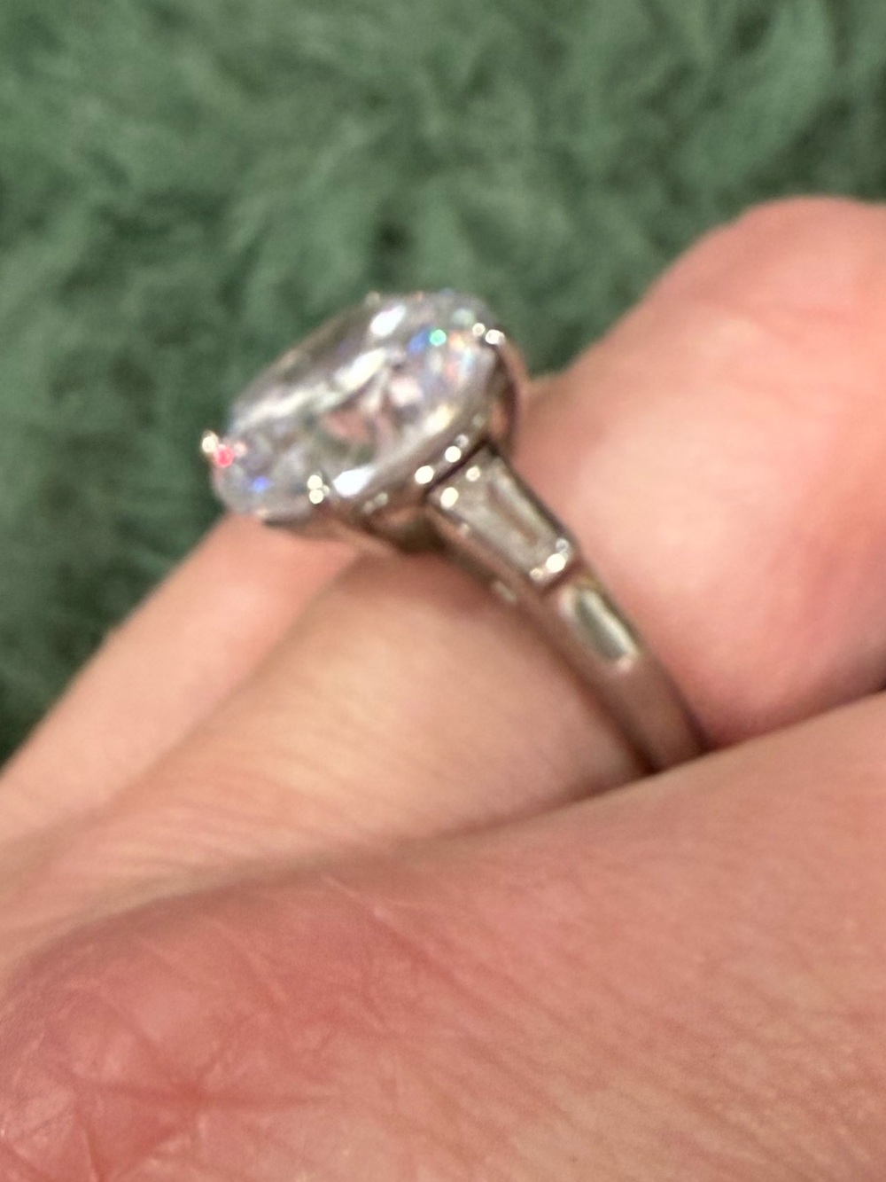 Size 5 ring - Picture 8 of 11